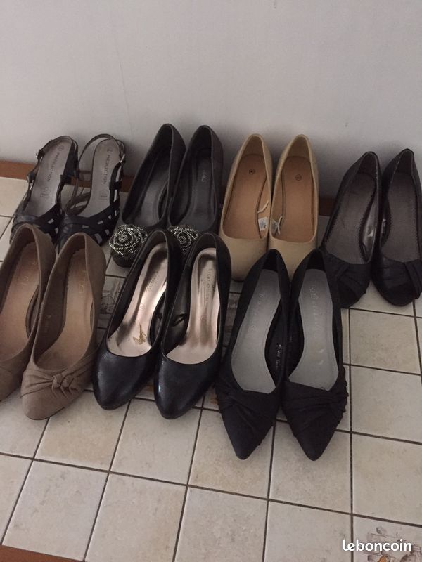 Lot de 7 paires de chaussures à talons (image 1)