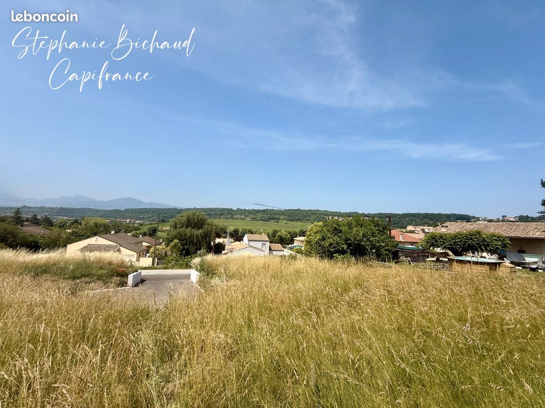 Terrain 904 m² Le Poet · à Le Poët · 98 400 €
