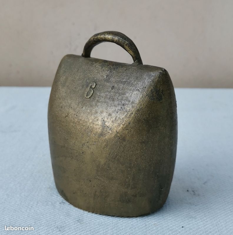 Ancienne Cloche De Cheval En Bronze Avec Aigle - Sonnaille - Objet Ancien