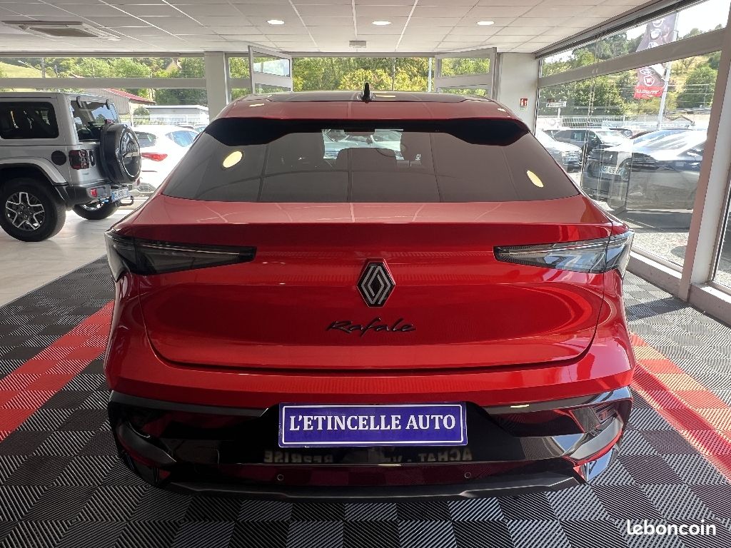 Renault Rafale Coupé E-TECH 1.2 i 12V 200 Hybrid 131 cv TVA RECUPERABLE (image 9)