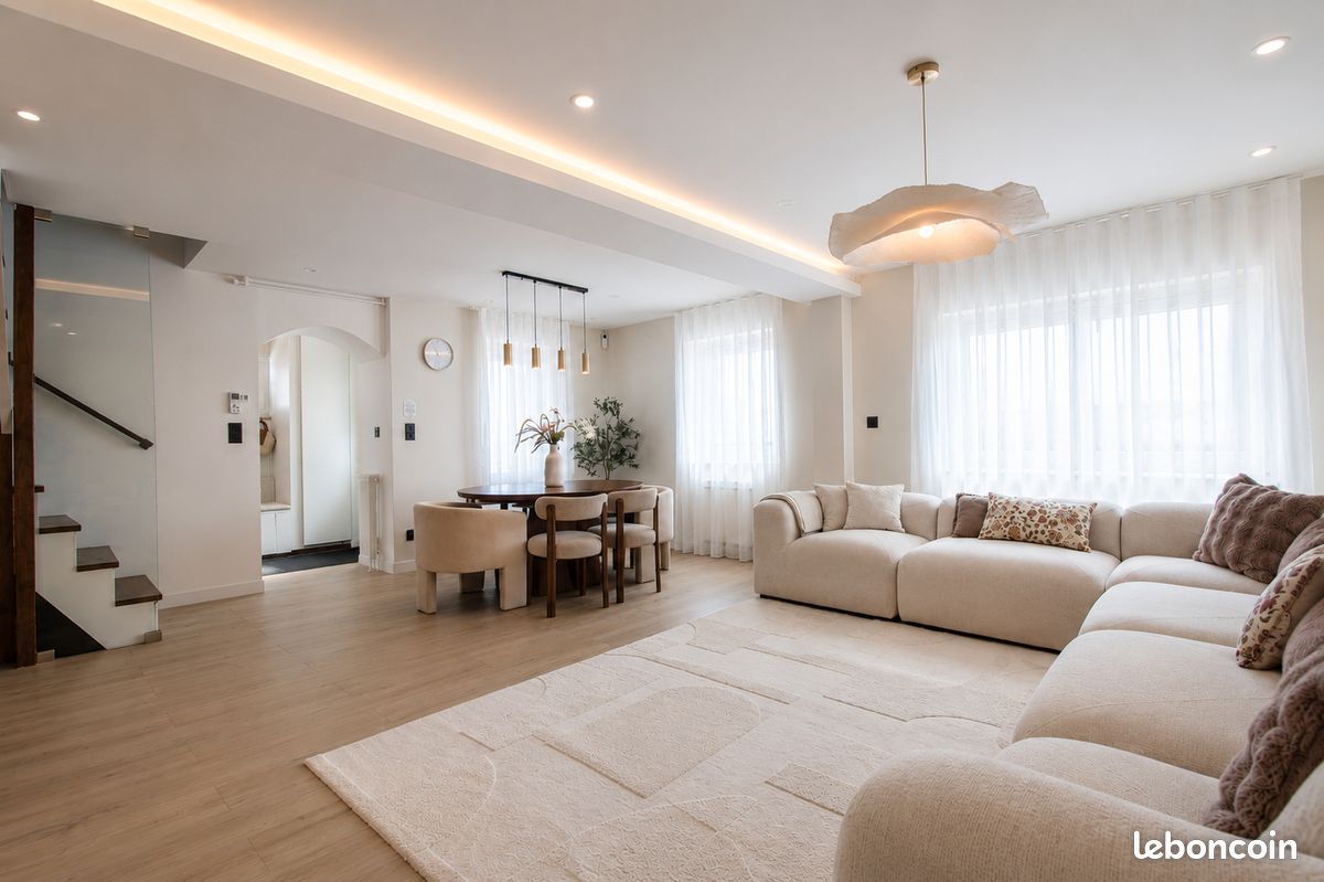 Appartement 4 pièces 123 m² · à Perrignier · 123 m² · 390 000 €
