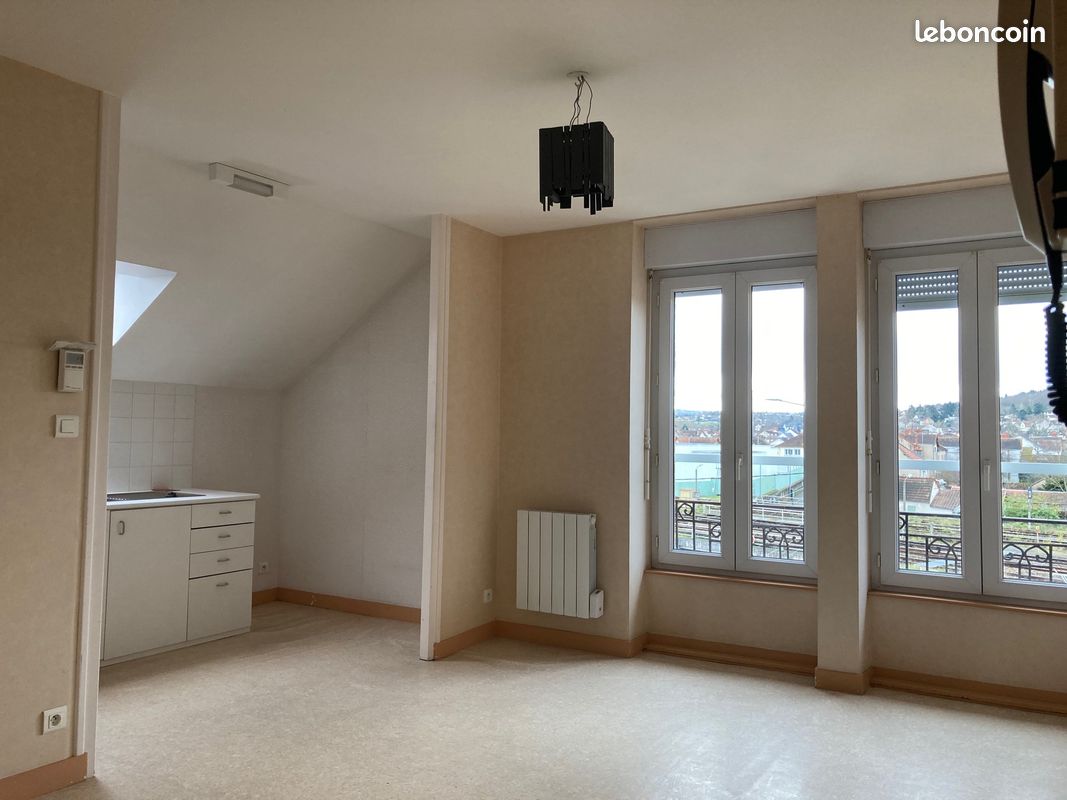 Appartement 2 pièces 34 m² · à Montluçon · 34 m² · 355 €/mois