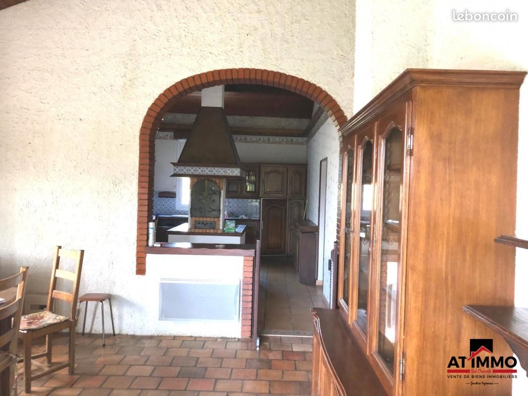 Maison 5 pièces 200 m² - Baignes-Sainte-Radegonde 16360 (image principale 8)