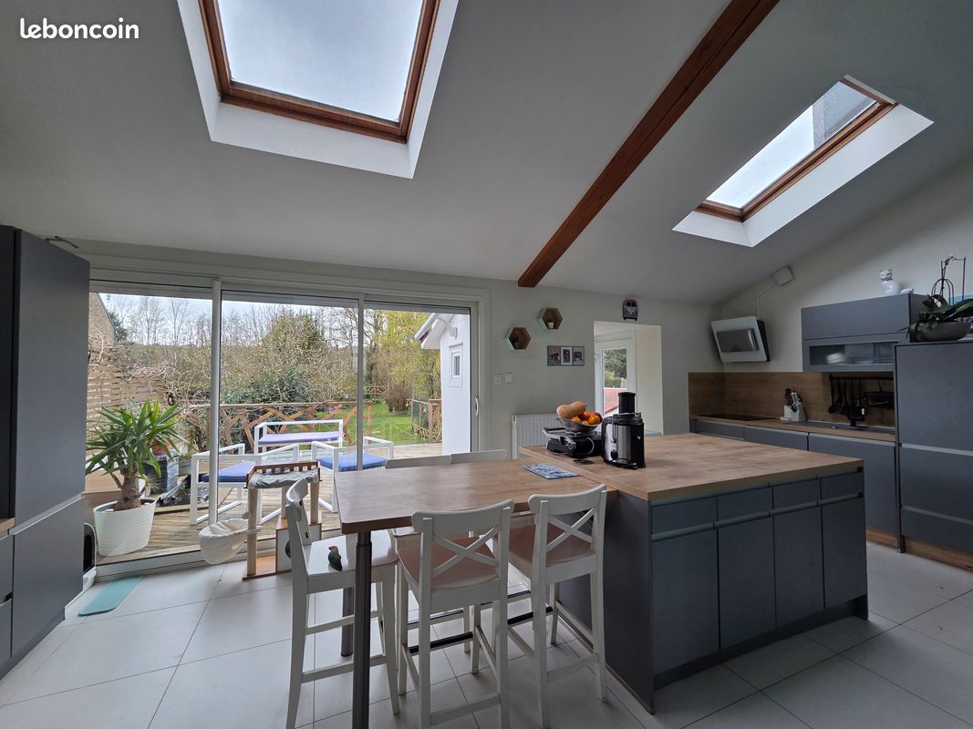Maison 6 pièces 156 m² · à Saint-Étienne-au-Mont · 156 m² · 230 000 €