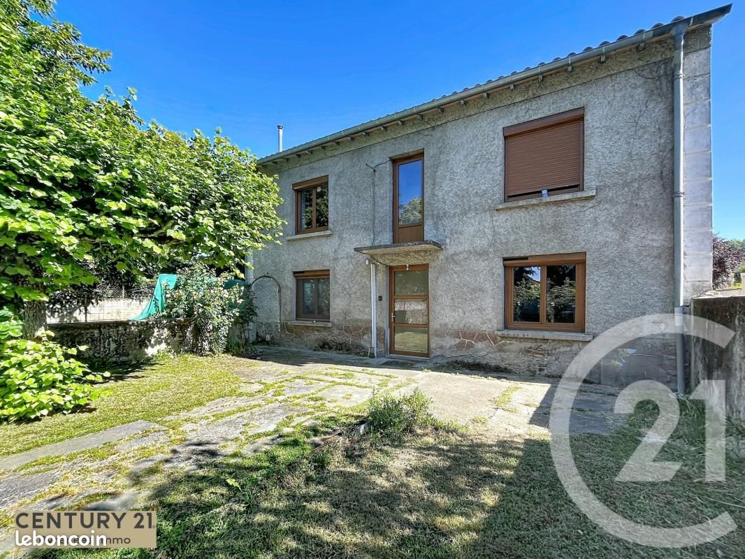 Maison 7 pièces 163 m² · à Villeneuve-de-Rivière · 163 m² · 245 000 €