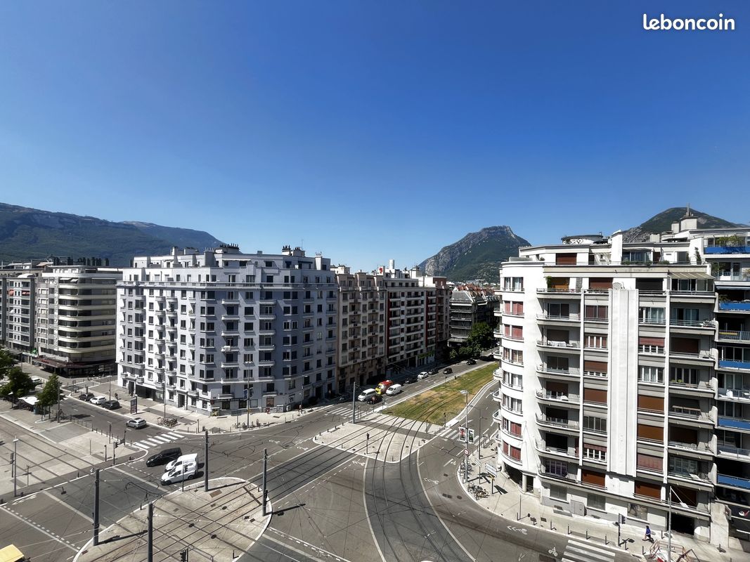 Appartement 3 pièces 64 m² · à Grenoble · 64 m² · 159 000 €