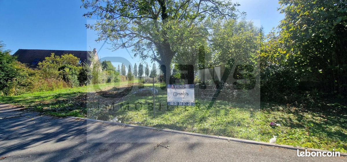 Terrain 1100 m² · à Aire-sur-la-Lys · 1 100 m² · 55 000 €