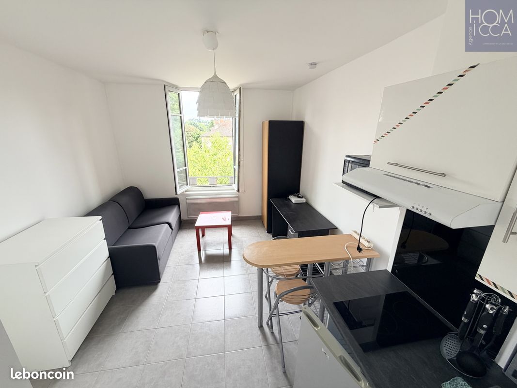 Appartement 1 pièce 17 m² · à Lyon · 17 m² · 699 €