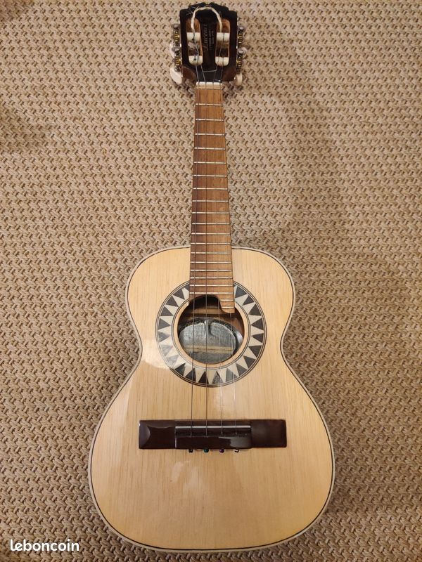 Cavaquinho brésilien Lucenir (image 1)