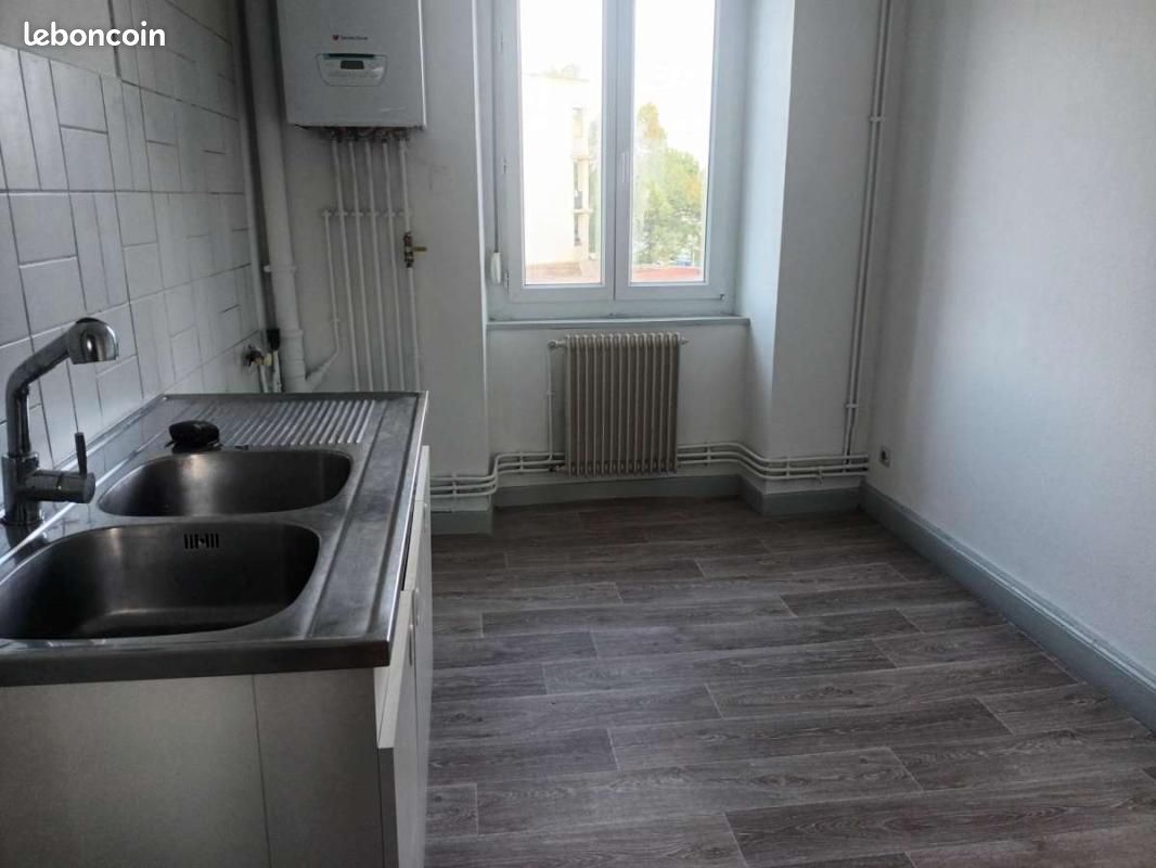 Appartement 5 pièces 97 m² · à Mulhouse · 97 m² · 644 €/mois