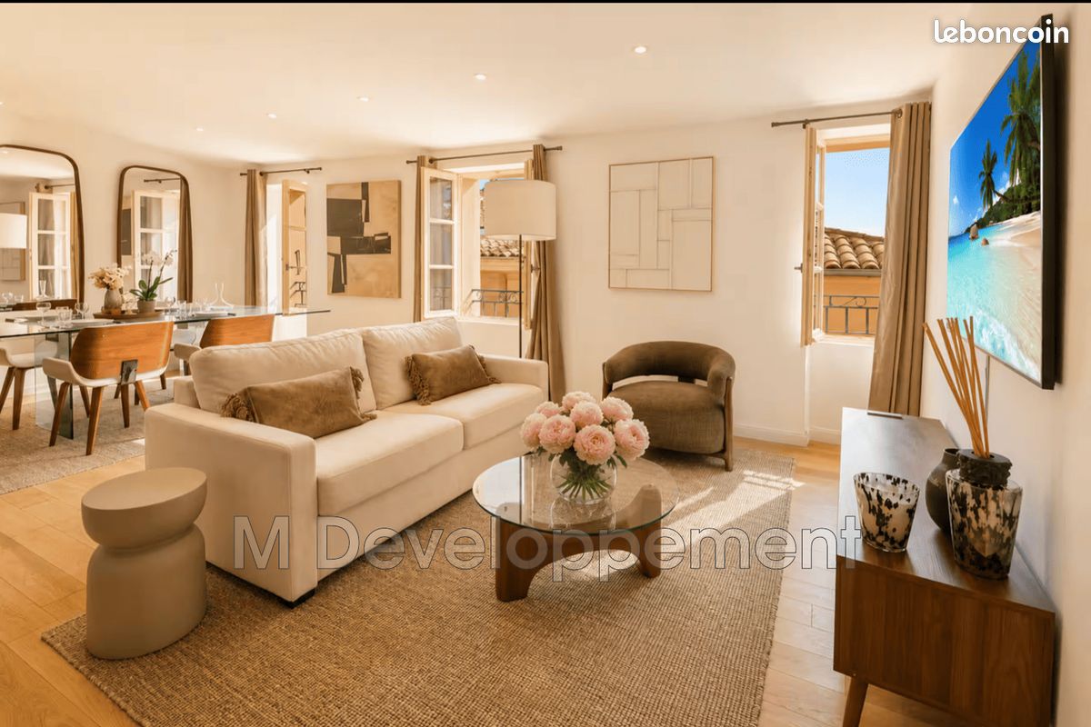 Appartement 3 pièces 80 m² · à Saint-Tropez · 80 m² · 3 100 €/mois