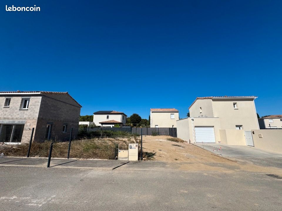 Terrain 263 m² · à Aigues-Vives · 125 000 €