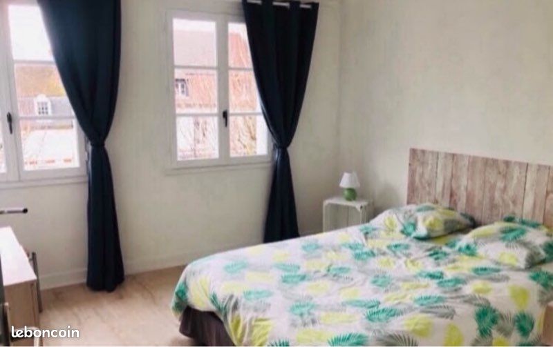 Appartement 4 pièces 100 m² · à Cosne-Cours-sur-Loire · 100 m² · 720 €