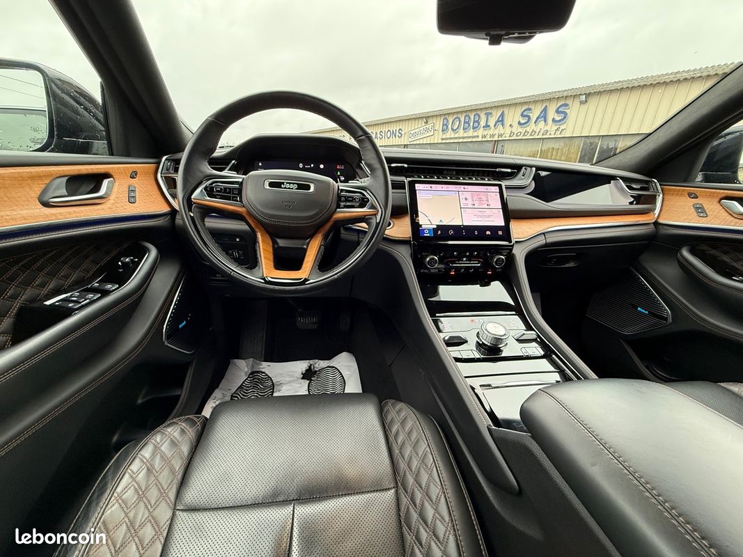 Jeep GRAND CHEROKEE 2.0 T 380CH 4XE SUMMIT RESERVE QUADRA-TRAC II BVA8 (image 10)