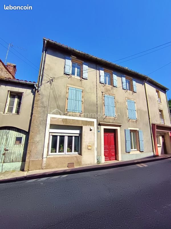 Maison 10 pièces 256 m² · à Labastide-Rouairoux · 256 m² · 120 000 €