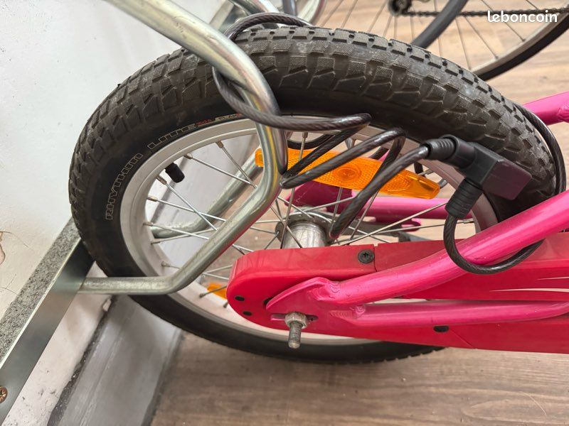 Vélo fille Specialized Hotrock 16 pouces (image 3)