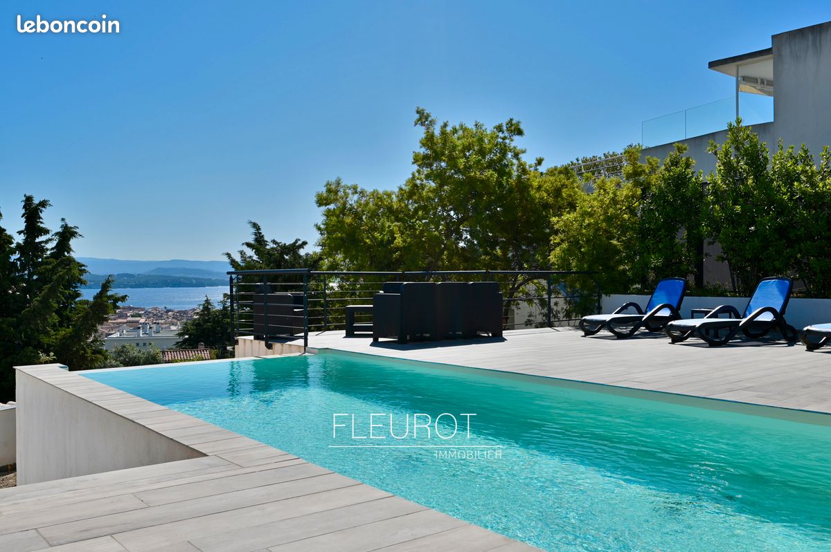 Maison 4 pièces 150 m² · à La Ciotat · 150 m² · 3 730 €/mois