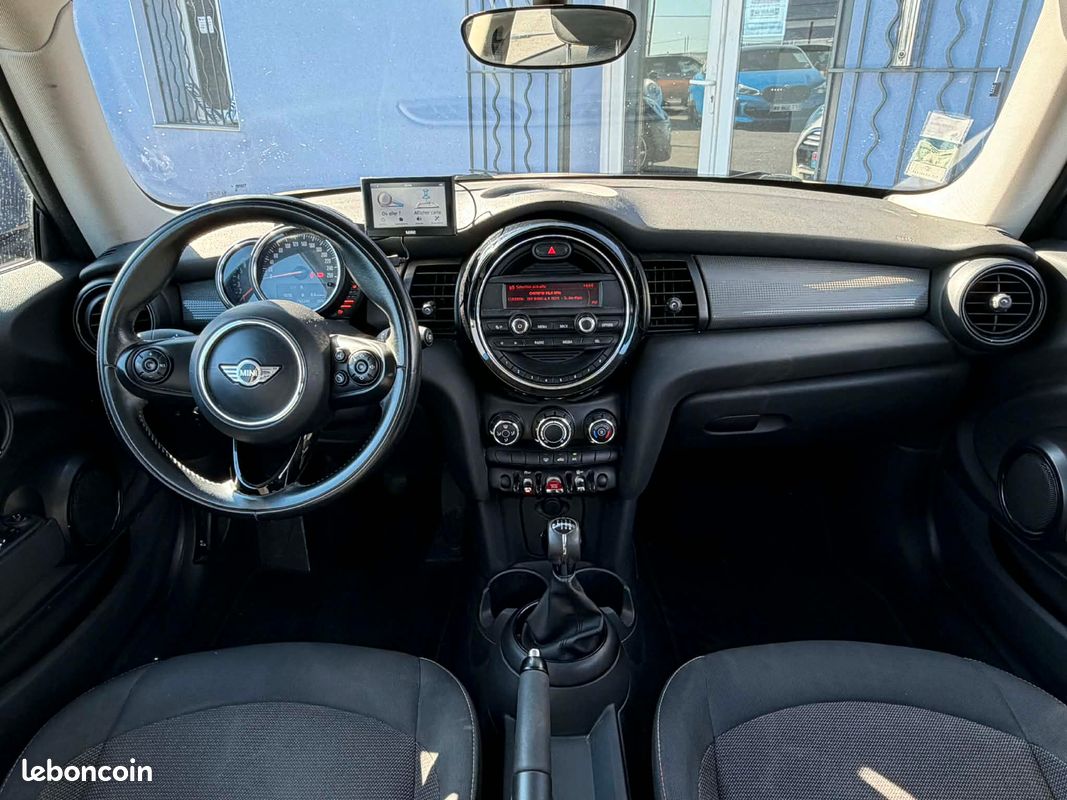 MINI Cooper 1.5 i 12V 136 cv (image 12)