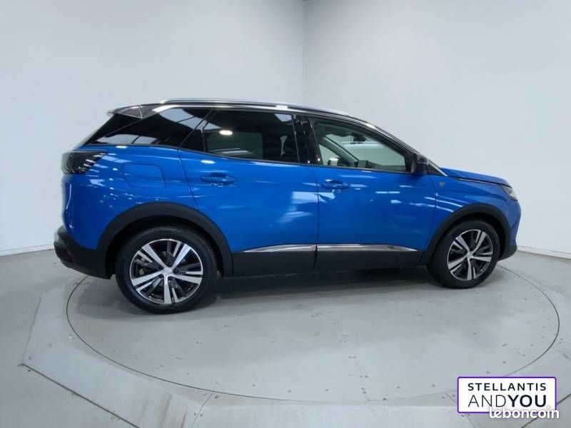 Peugeot 3008 Hybrid 225 e-EAT8 Roadtrip (image 6)