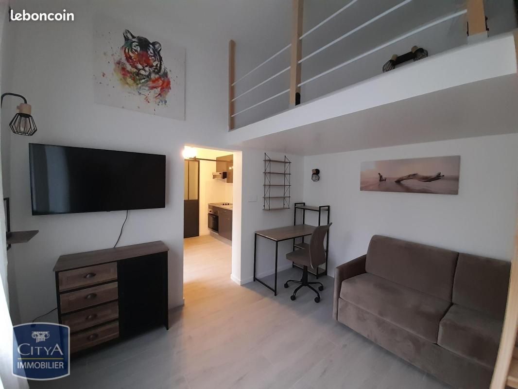 Appartement 1 pièce 22 m² · à Nîmes · 22 m² · 555 €/mois
