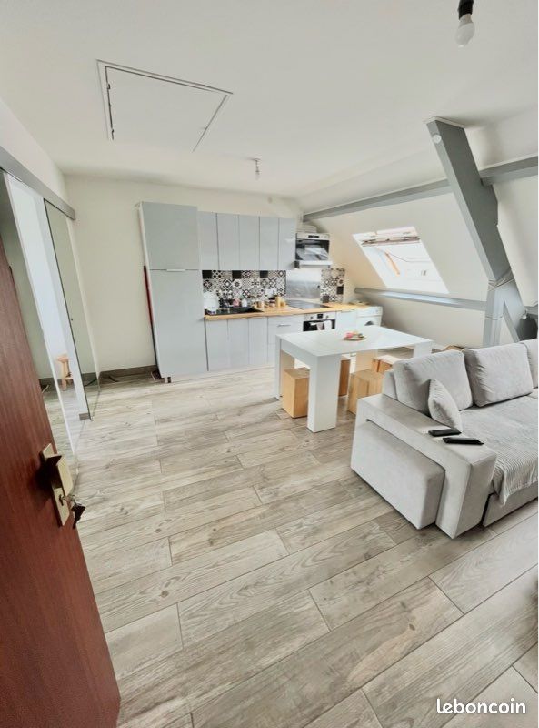 Studio 24m2 - Locations