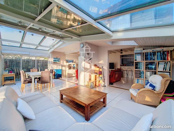Maison 7 pièces 143 m²