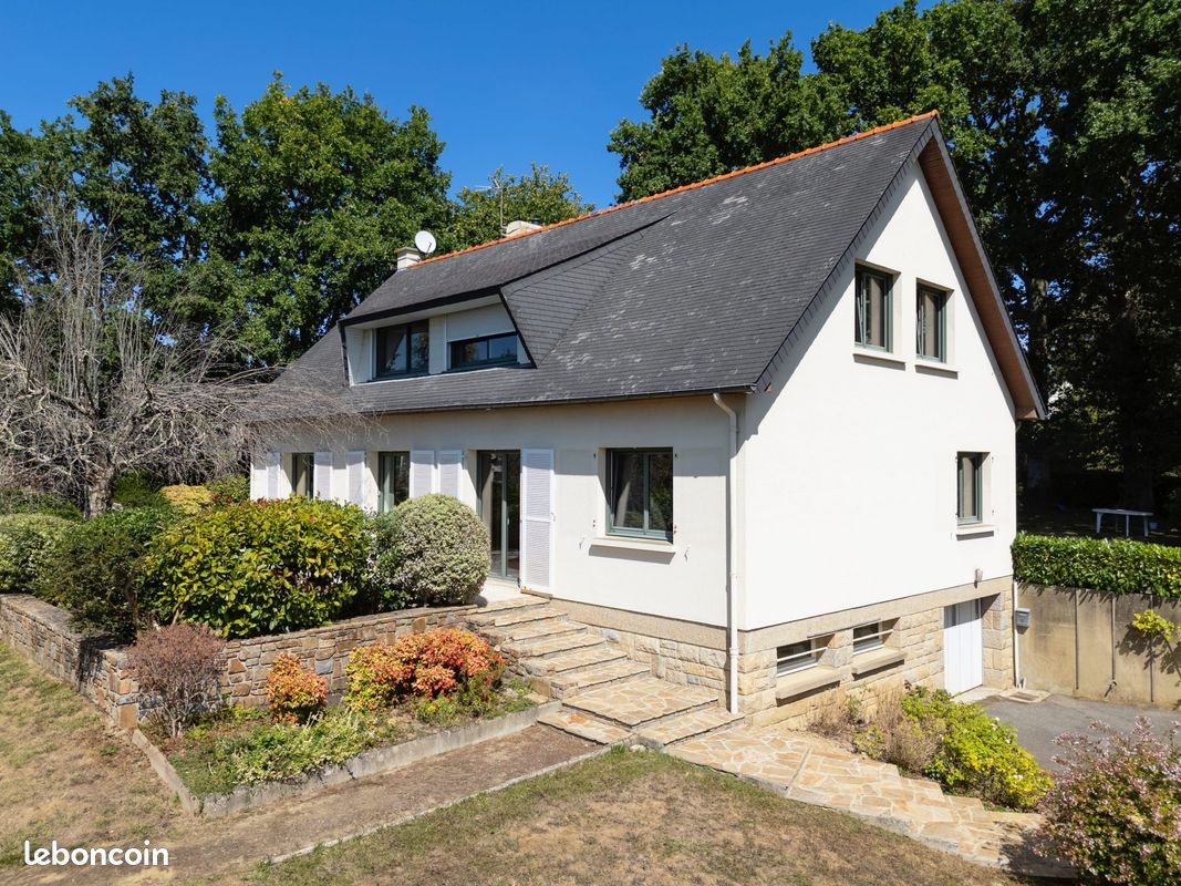 Maison 10 pièces 190 m² · à Thorigné-Fouillard · 190 m² · 544 960 €