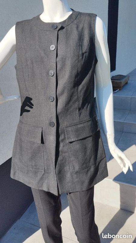 Superbe veste sans manche Authentic T.42 (image 1)