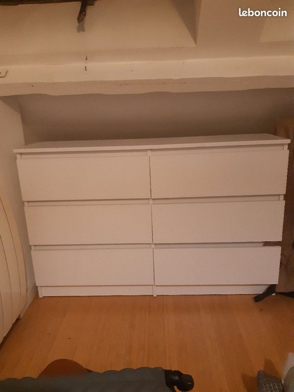 Commode blanche (image 1)