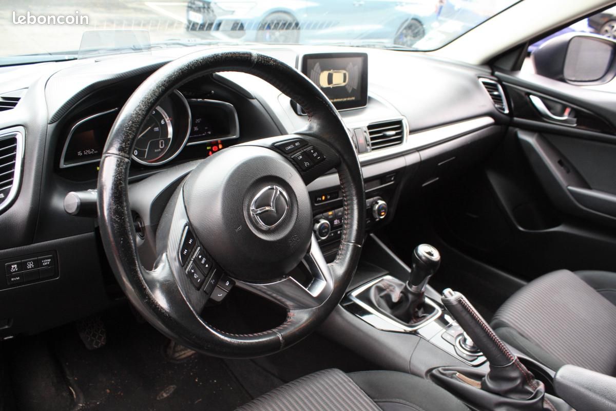 Mazda 3 III 2.2 150 Dynamique 5p (image 9)