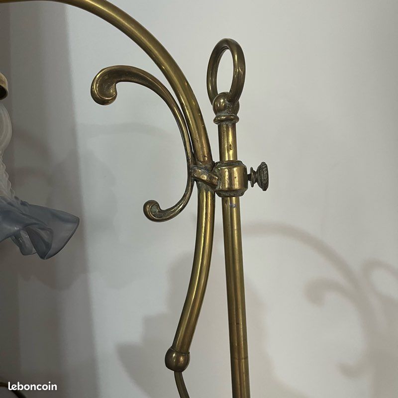 Lampe tulipe en laiton (image 4)