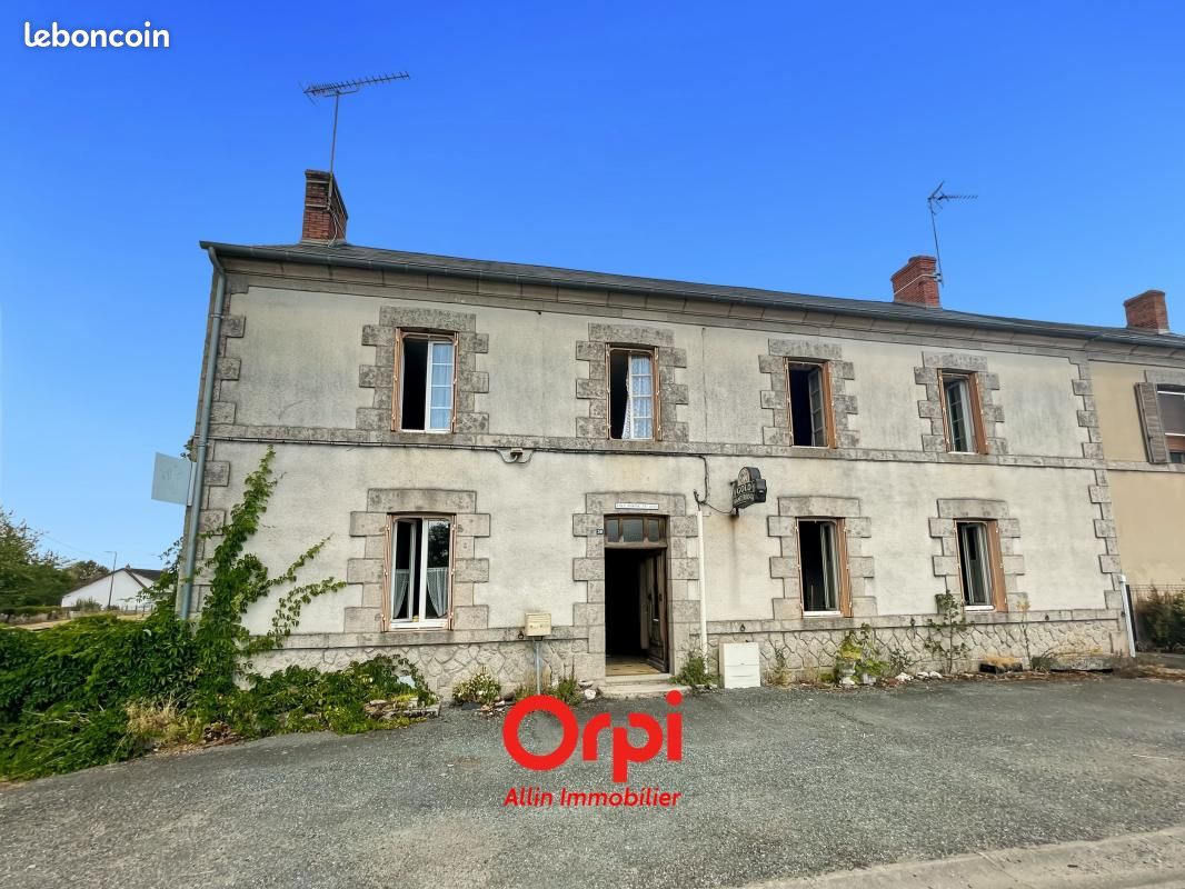 Maison 6 pièces 176 m² · à Lavaufranche · 176 m² · 124 000 €