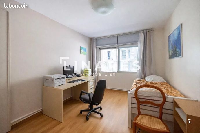 Appartement 4 pièces 126 m² — 8
