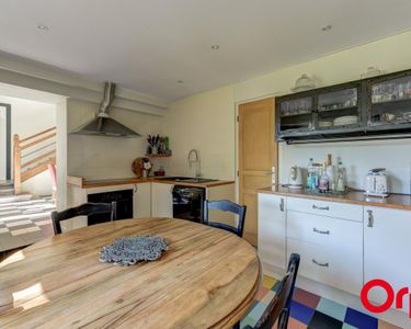 Maison 1 585 000 € - 407 m²