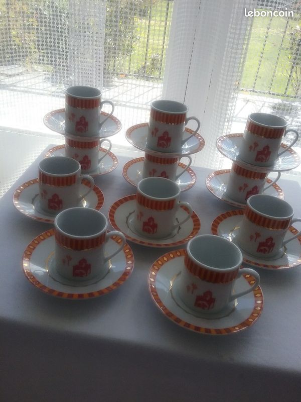 Tasses et soucoupes (image 5)