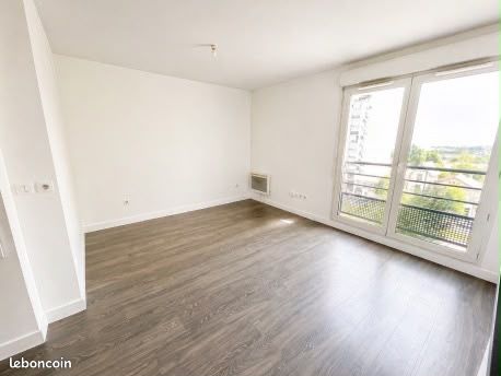Appartement 1 pièce 25 m² · à Thiais · 25 m² · 790 €/mois