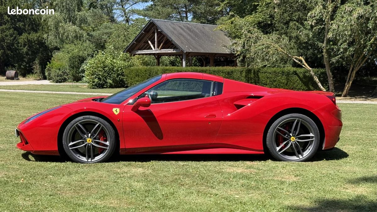 Ferrari 488 Spider V8 3.9 T 670ch (image 44)