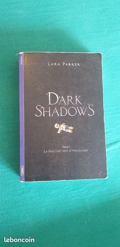 Livre : Dark Shadows (image 1)