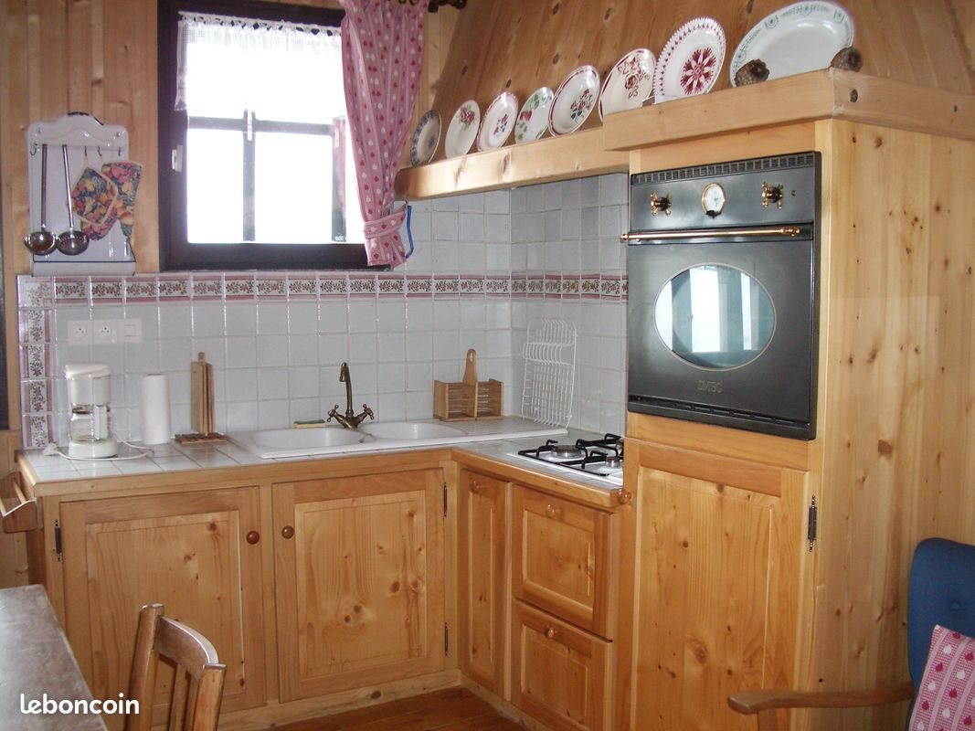 Appartement 1 pièce 28 m² · à Les Fourgs · 28 m² · 550 €