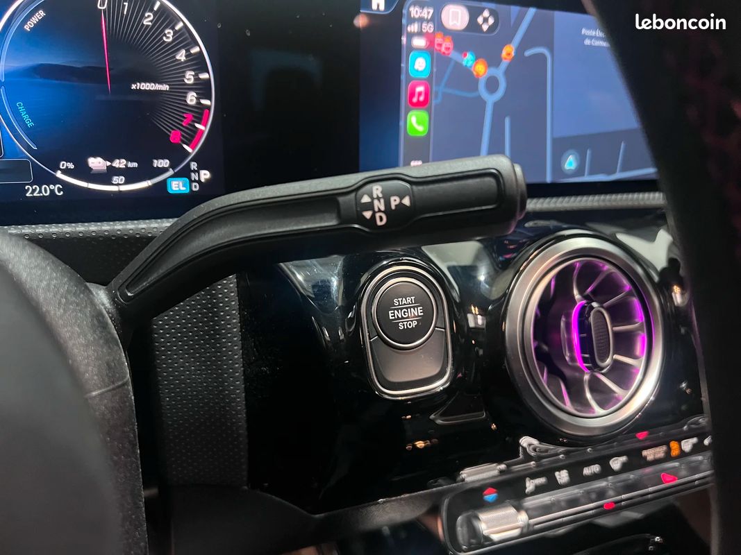 Mercedes-Benz CLASSE CLA 250e AMG Line - Suivi chez Mercedes - Full Options - Camera 360° - Carplay - Toit Ouvrant - Sieges avant Chauffants - Affichage tête haute (image 26)