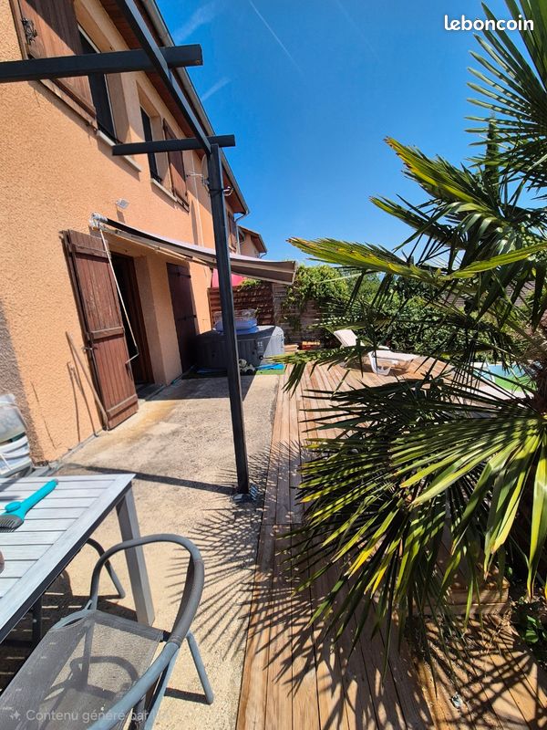 Maison 5 pièces 119 m² · à Les Avenières Veyrins-Thuellin · 119 m² · 200 000 €