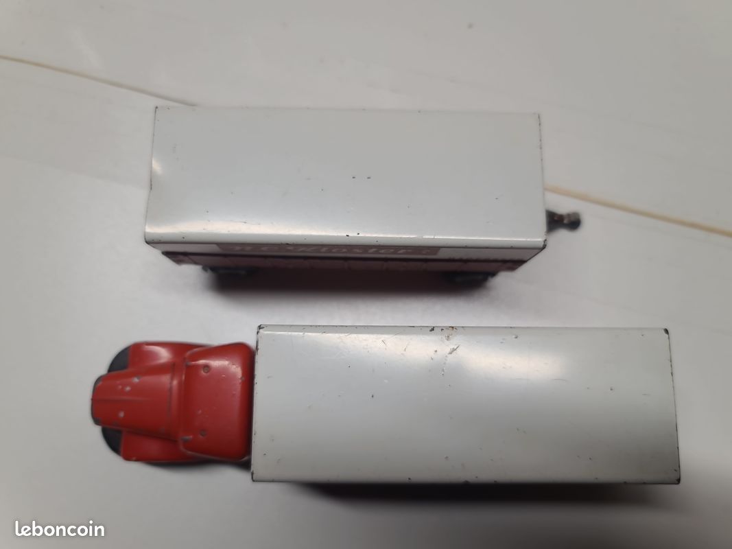 Scania Vabis 6-W, Tekno, Danemark, référence 451-4, teinte rouge, sans boîte - Collection