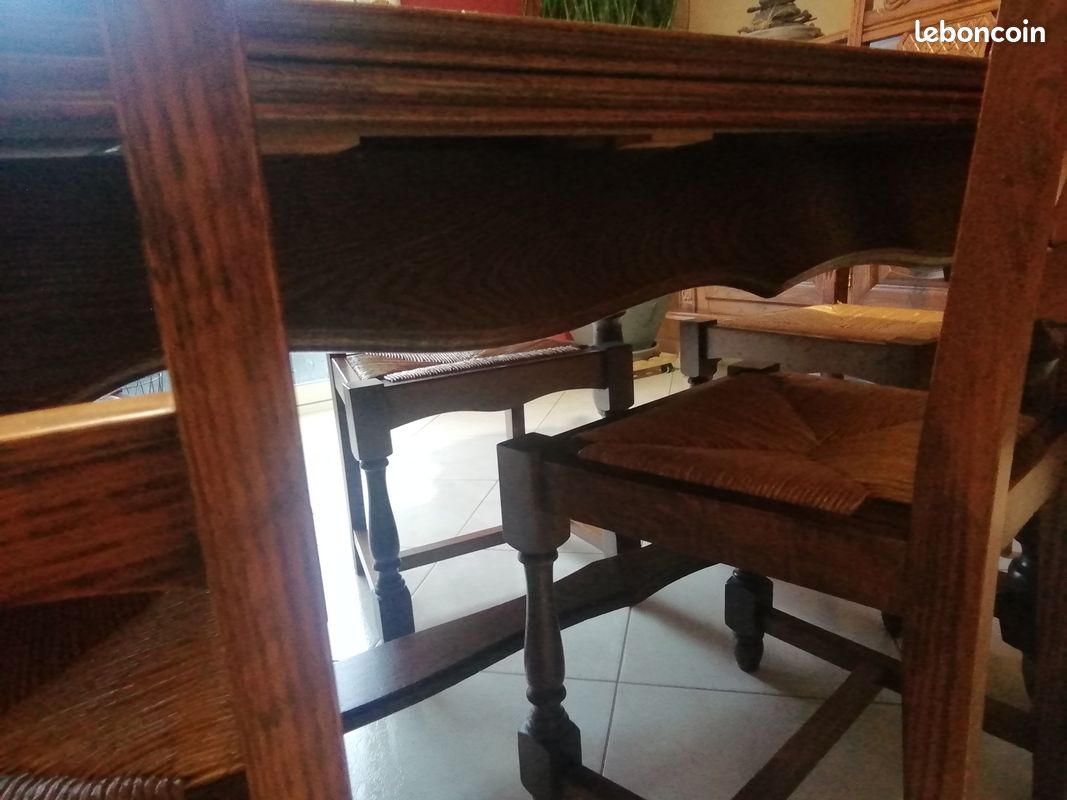 Table et 6 chaises style Breton (Pont Aven) (image 4)