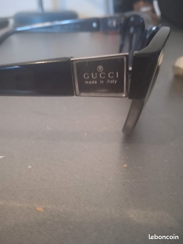 Lunettes solaires (image 1)