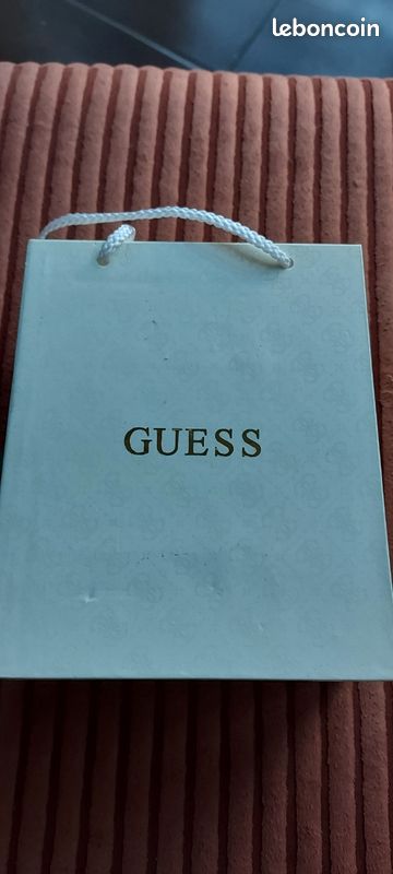Montre GUESS (image 3)