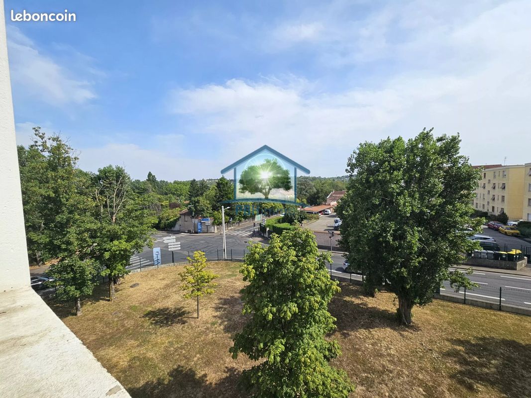 Appartement 4 pièces 70 m² · à Saint-Genis-Laval · 70 m² · 199 900 €
