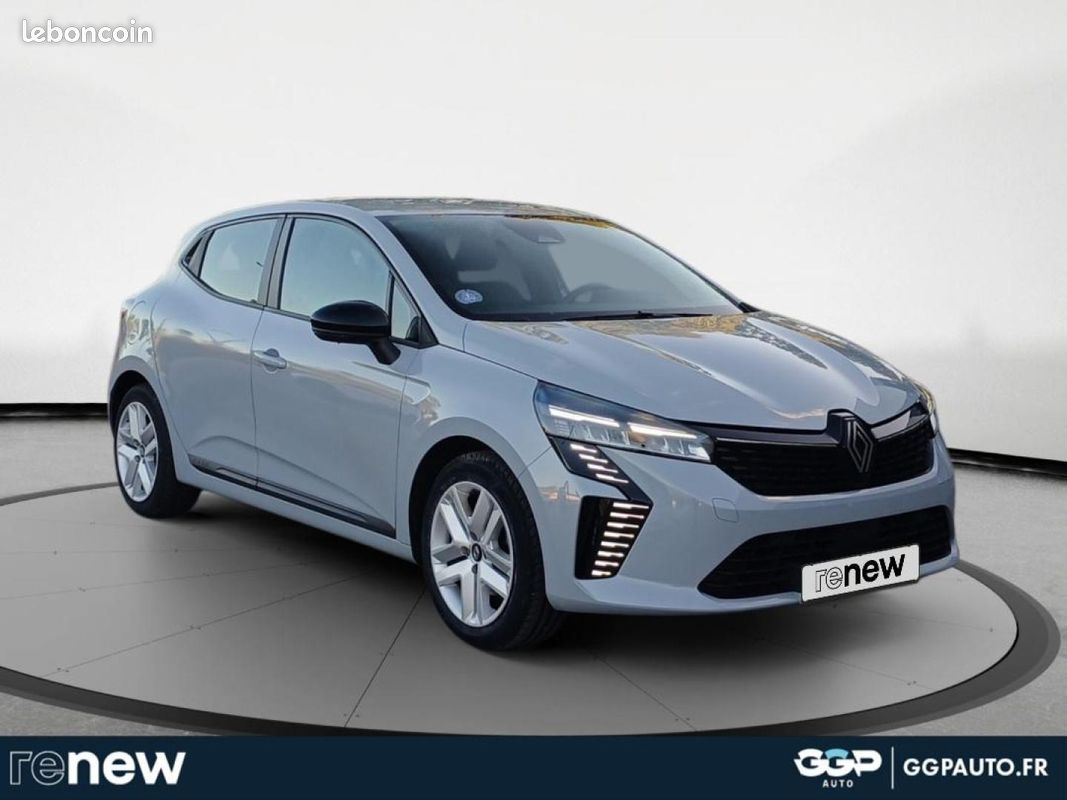 Renault Clio 1.6 E-Tech 145ch full hybrid Evolution (image 7)