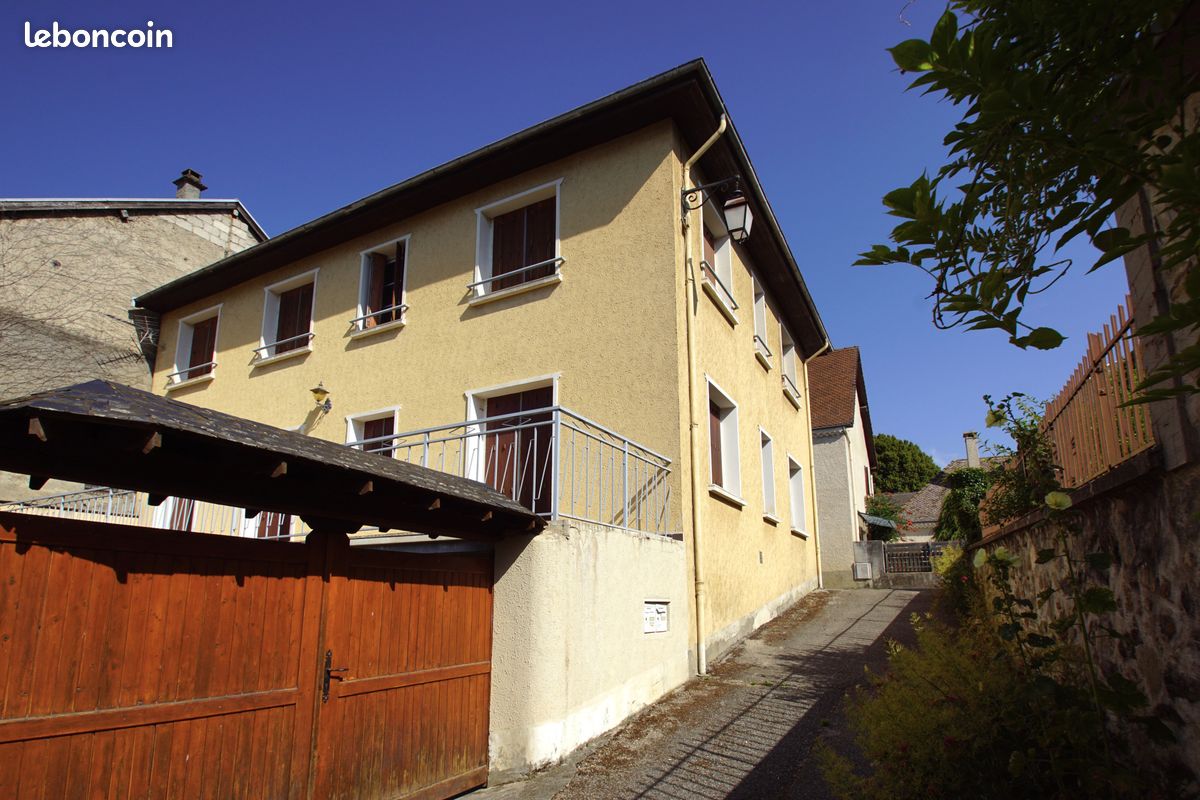 Maison 8 pièces 170 m² · à Sinard · 170 m² · 375 000 €