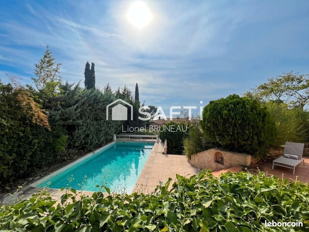 Maison 6 pièces 135 m² · à Sanary-sur-Mer · 135 m² · 1 100 000 €