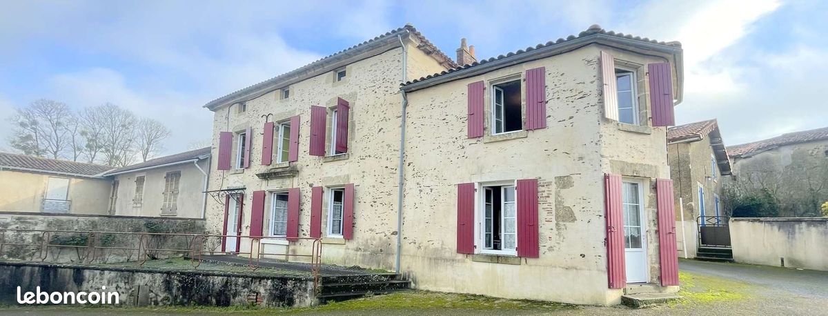 Maison 7 pièces 180 m² · à Saint-Hilaire-de-Voust · 180 m² · 86 000 €